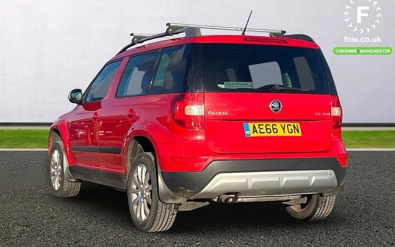 Used Skoda Yeti Outdoor SE 110 HP (80 kW) 2016 Red SUV