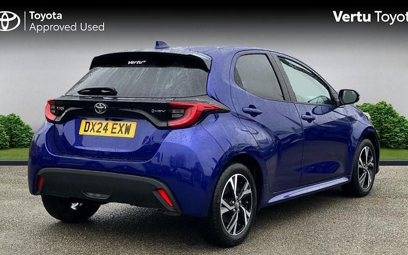 Used Toyota Yaris Hybrid Design 116 HP (85 kW) 2026 Hatchback