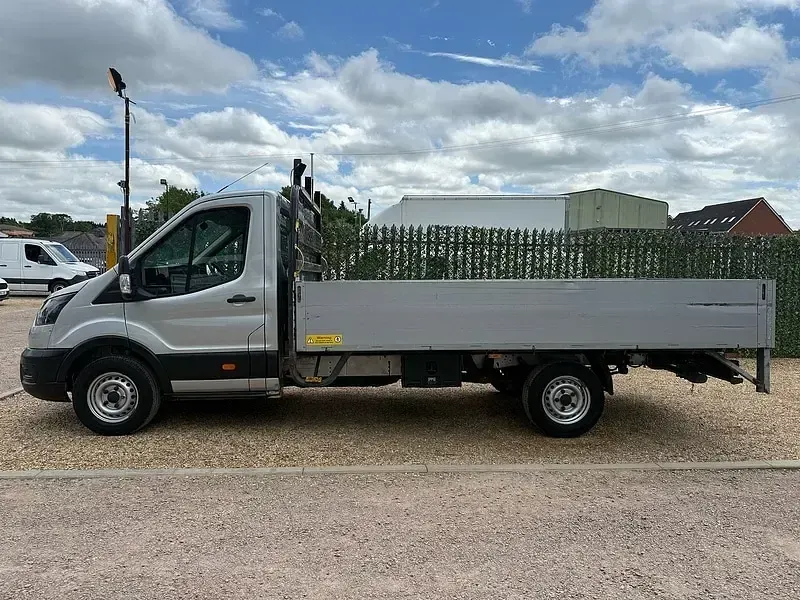 Used Ford Transit 130 HP (95 kW) 2022 Silver Van
