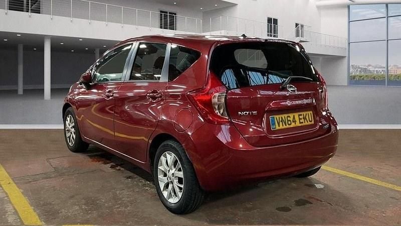Used Nissan Note Acenta Premium 90 HP (66 kW) 2014 Red MPV