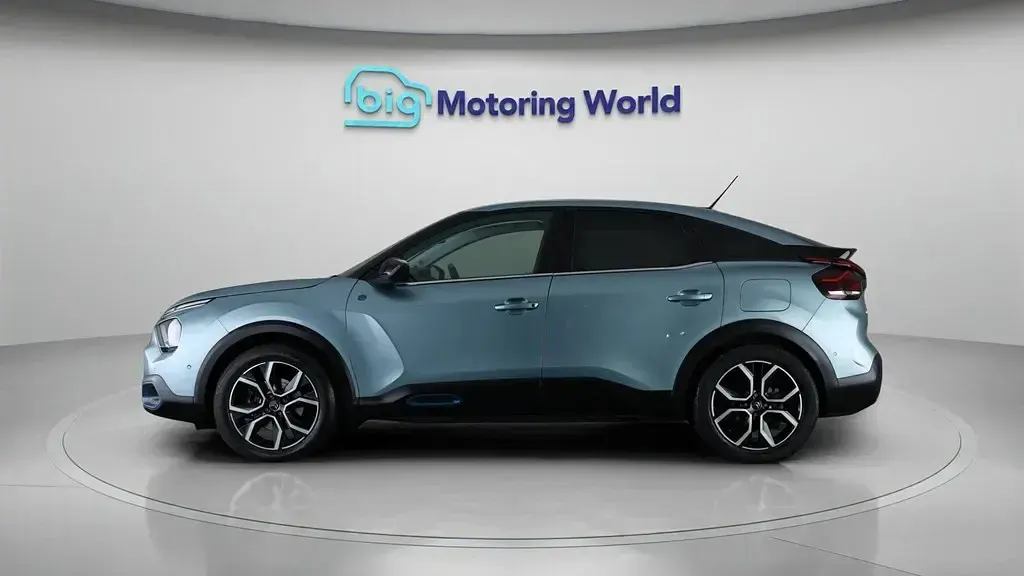 Usado Citroën e-C4 Shine 100 kW (136 HP) 2022 Citadino