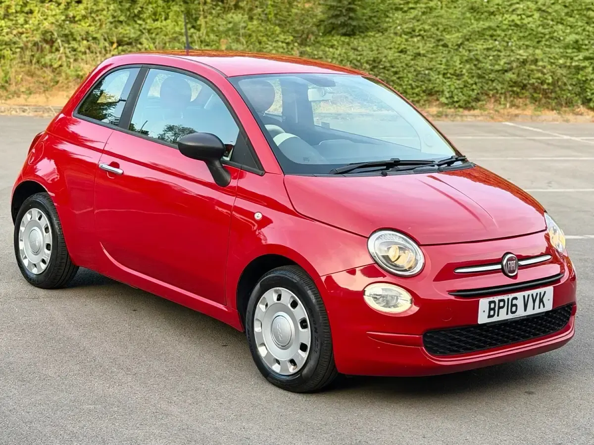 Used Fiat 500 Pop 69 HP (50 kW) 2016 Red Hatchback