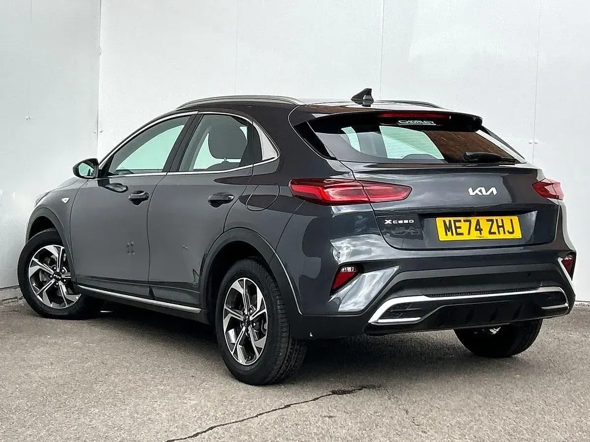 Usado Kia XCeed 2024 Cinzento SUV