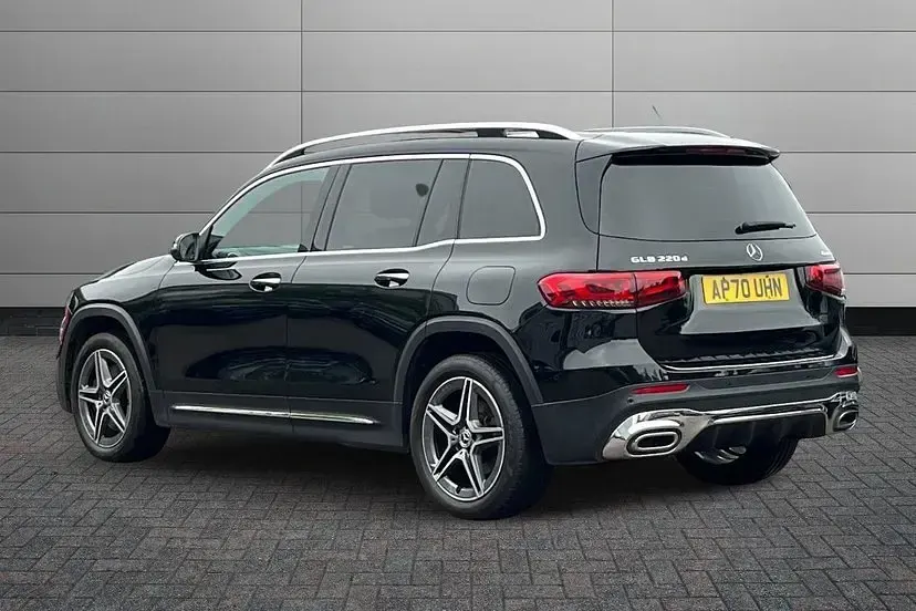 Used Mercedes GLB220 AMG Line Premium 190 HP (139 kW) 2021 Cosmos black SUV
