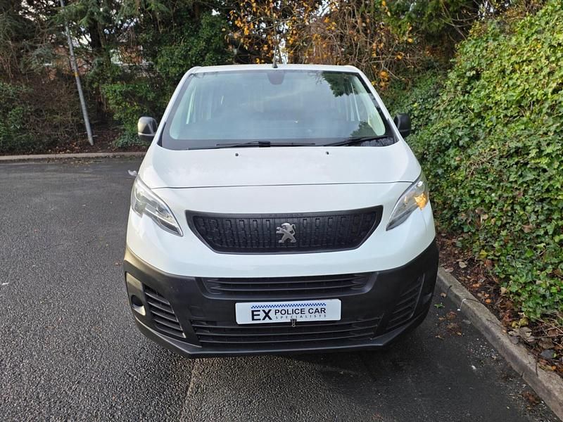 Second-hand Peugeot Expert Premium 2022 Alb Van