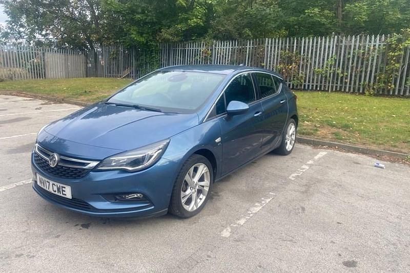 Blue Used 2017 Vauxhall Astra SRi Hatchback | £6,000 (Super price) - Image 1/1