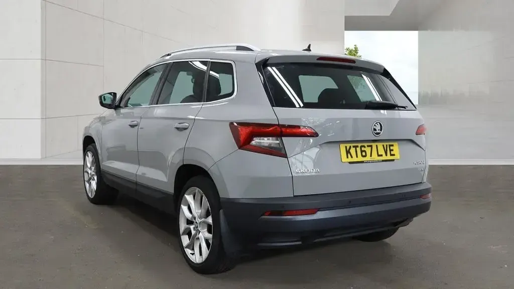 Used Skoda Karoq 150 HP (110 kW) 2018 Grey SUV