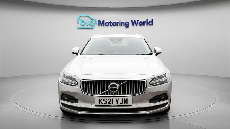 Used Volvo V90 Inscription 231 HP (169 kW) 2021 Estate