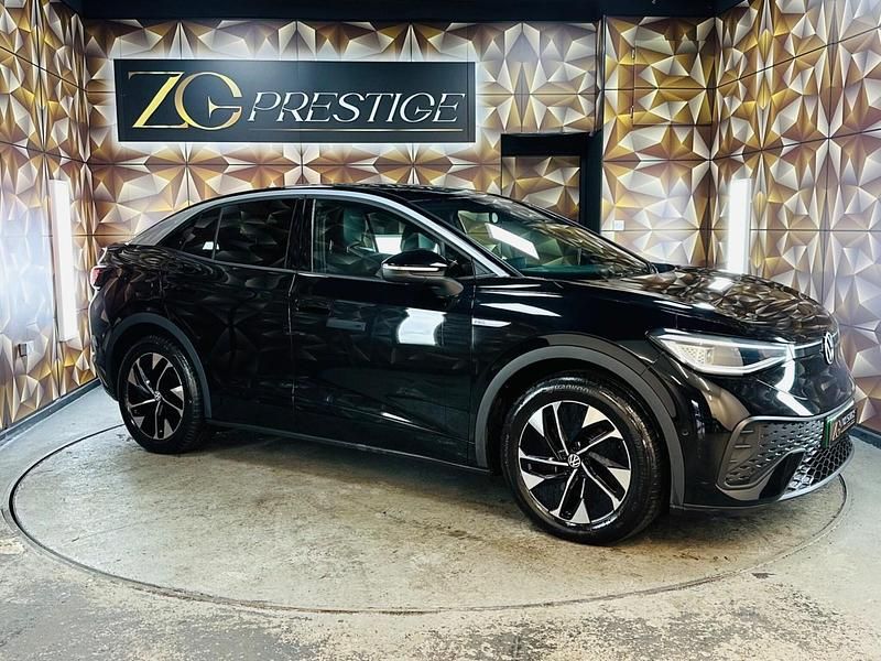 Black Used 2022 VW ID.5 Pro Performance SUV | £19,895 (Fair price) - Image 1/3