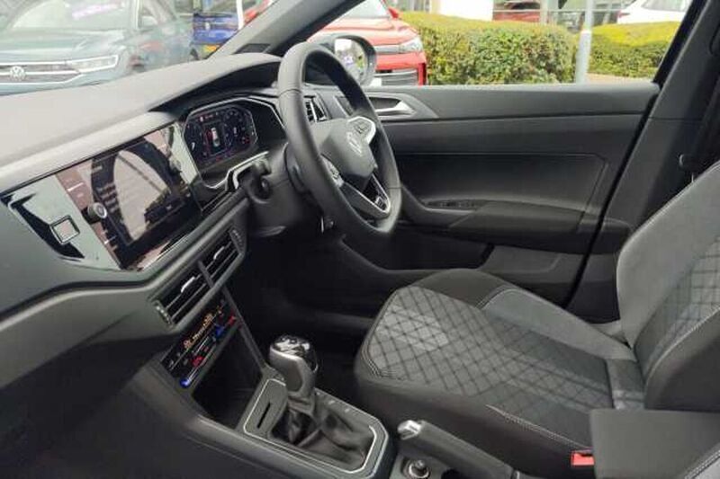 Image 2/4