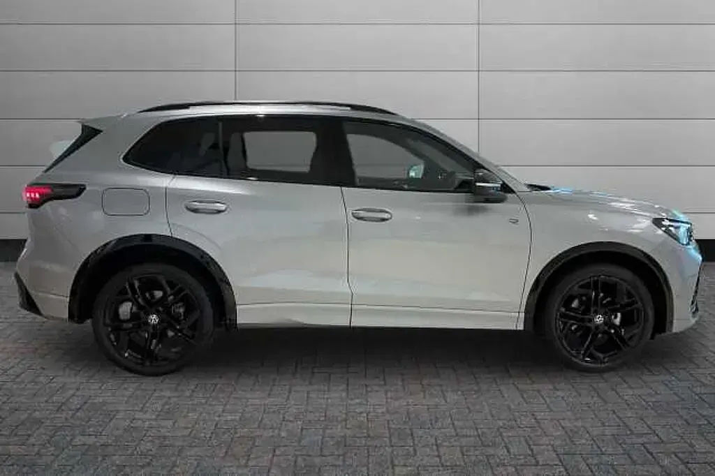 New VW Tiguan 150 HP (110 kW) 2025 SUV