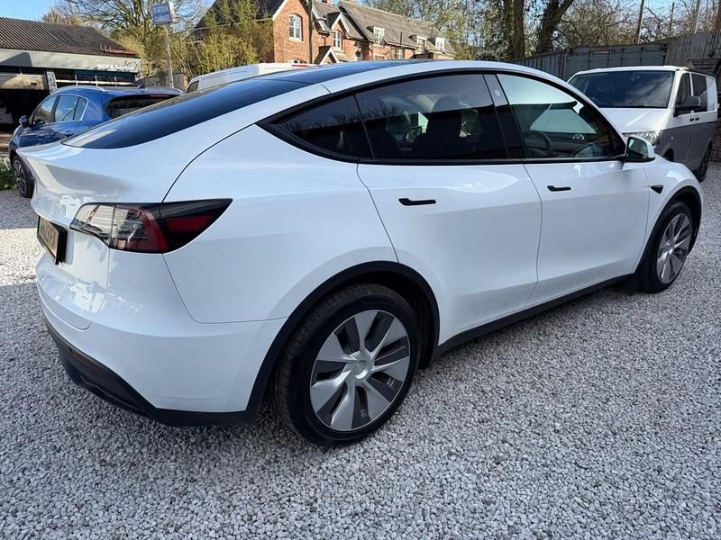 Used Tesla Model Y RWD 219 kW (299 HP) 2023 White SUV