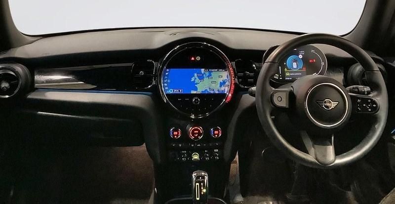 Used Mini Cooper SE Hatch 135 kW (184 HP) 2022 Silver Hatchback