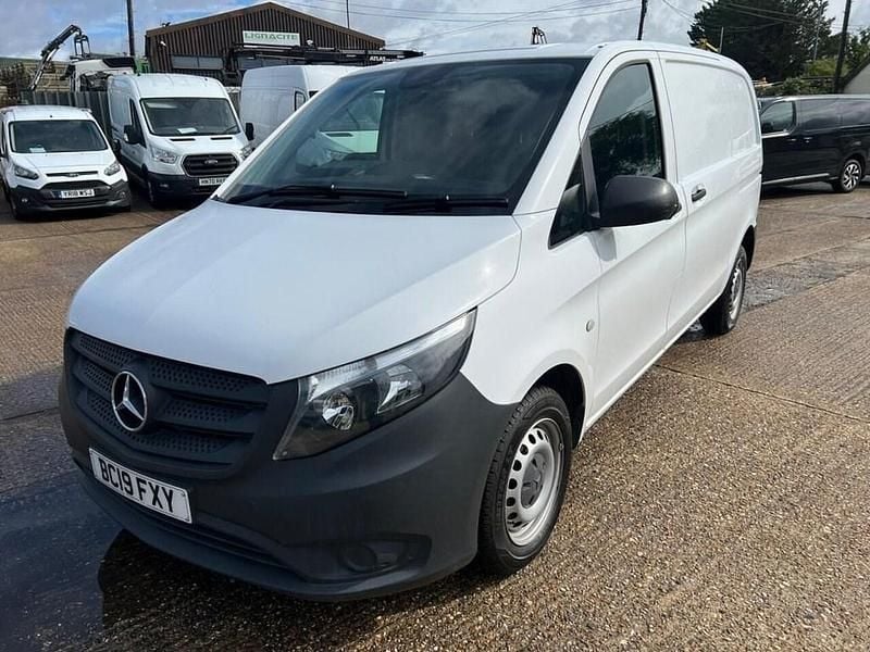White Used 2019 Mercedes Vito MPV | £10,990 (Super price) - Image 1/4