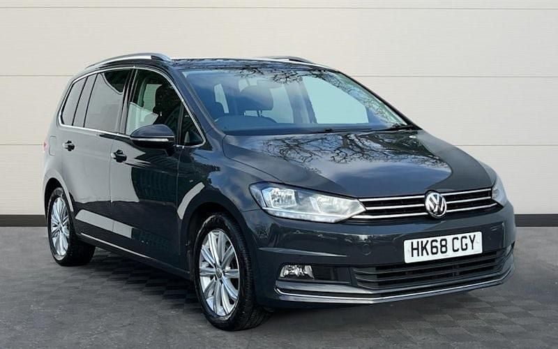 Used VW Touran SEL 150 HP (110 kW) 2024 MPV