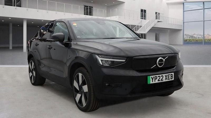 Black Used 2022 Volvo C40 Ultimate SUV | £23,299 (Fair price) - Image 1/4