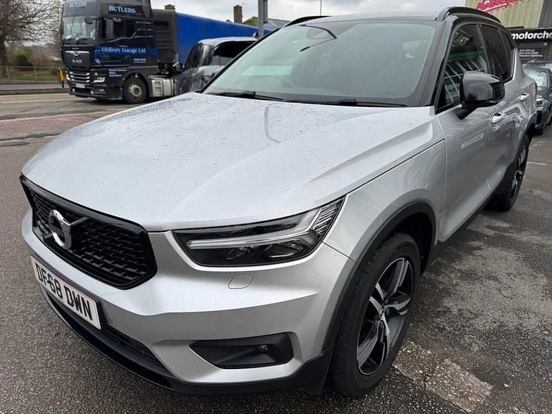 Used Volvo XC40 R-Design 190 HP (139 kW) 2019 Silver SUV