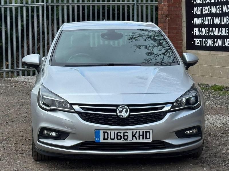 Used Vauxhall Astra SRi 2016 Silver Hatchback