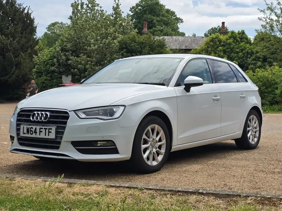 Used Audi A3 2014 White Hatchback