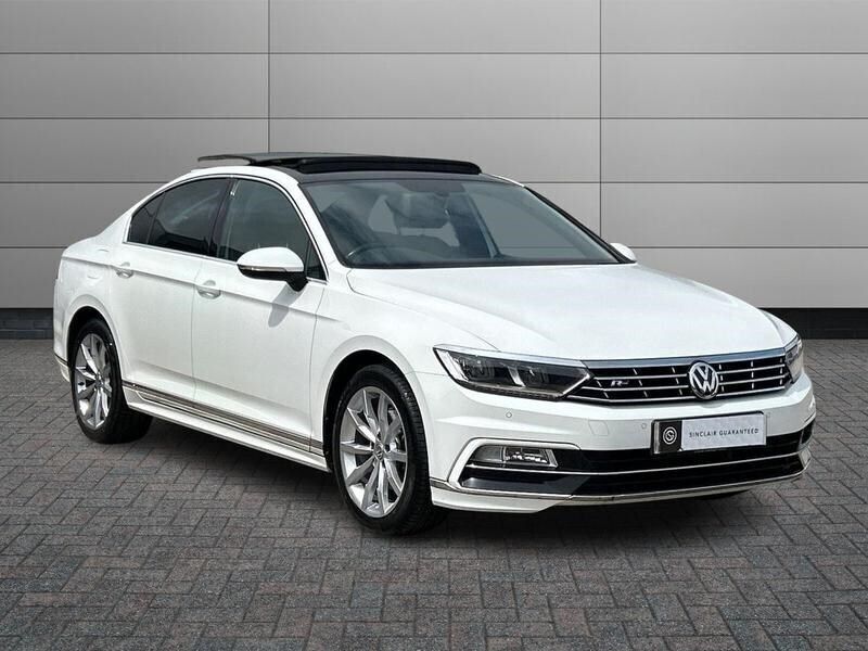 White Used 2017 VW Passat R-line Sedan | £14,999 (Fair price) - Image 1/4