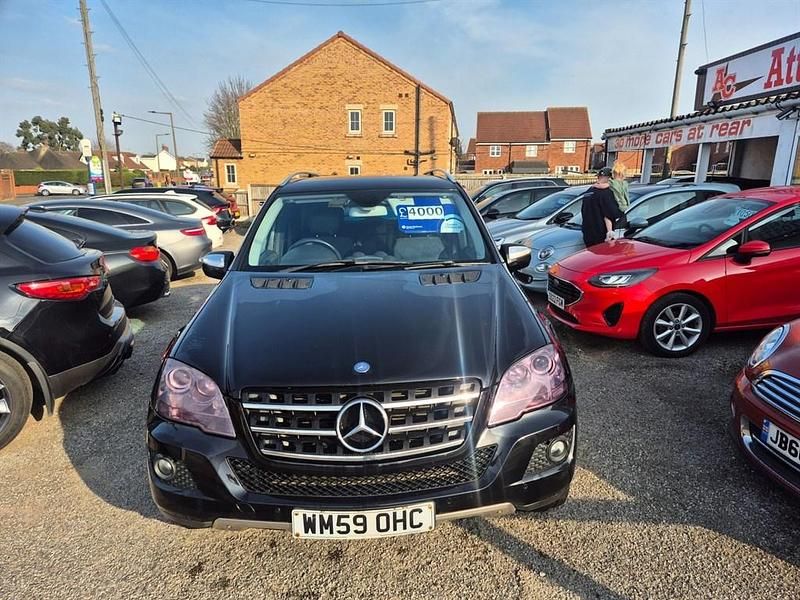 Used Mercedes ML300 2010 Black SUV