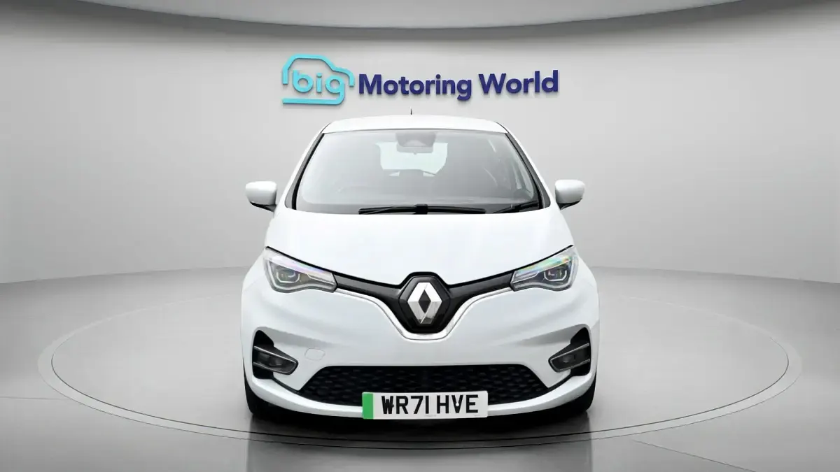 Używany Renault Zoe Iconic 80 kW (109 KM) 2021 Biały Hatchback