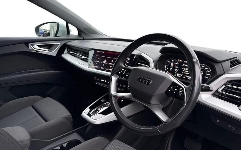 Used Audi Q4 e-tron Sport 150 kW (204 HP) 2023 SUV