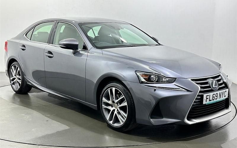 Used Lexus IS300h 223 HP (164 kW) 2020 Sedan