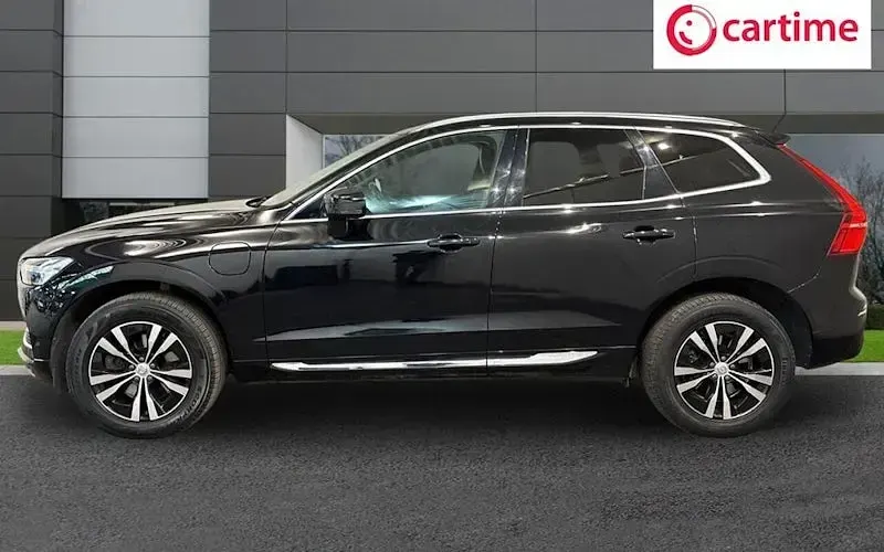 Used Volvo XC60 Inscription 340 HP (250 kW) 2021 Black SUV