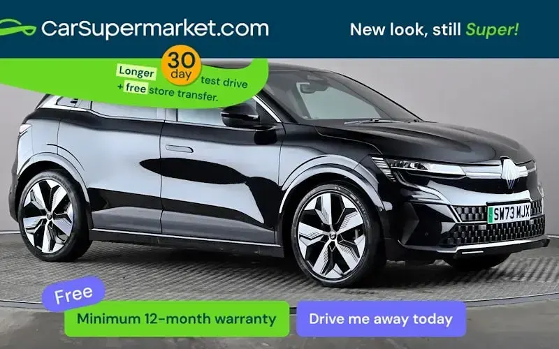 Begagnad Renault Megane E-Tech Techno 160 kW (218 HK) 2023 Halvkombi