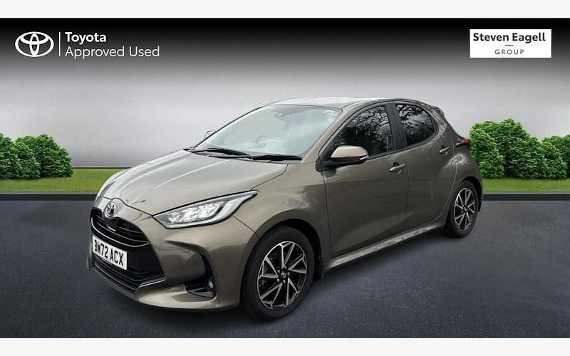 Used Toyota Yaris Hybrid Design 116 HP (85 kW) 2025 Hatchback