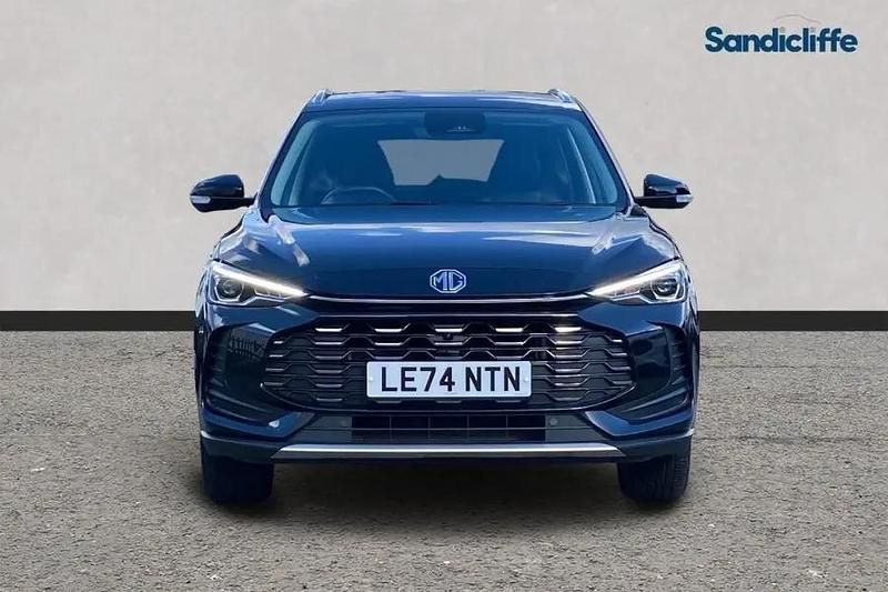 Used MG ZS Trophy 196 HP (144 kW) 2024 Metallic  black pearl SUV