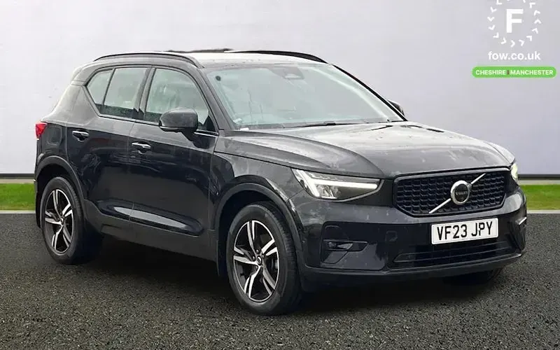 Begagnad Volvo XC40 Plus 163 HK (119 kW) 2026 SUV