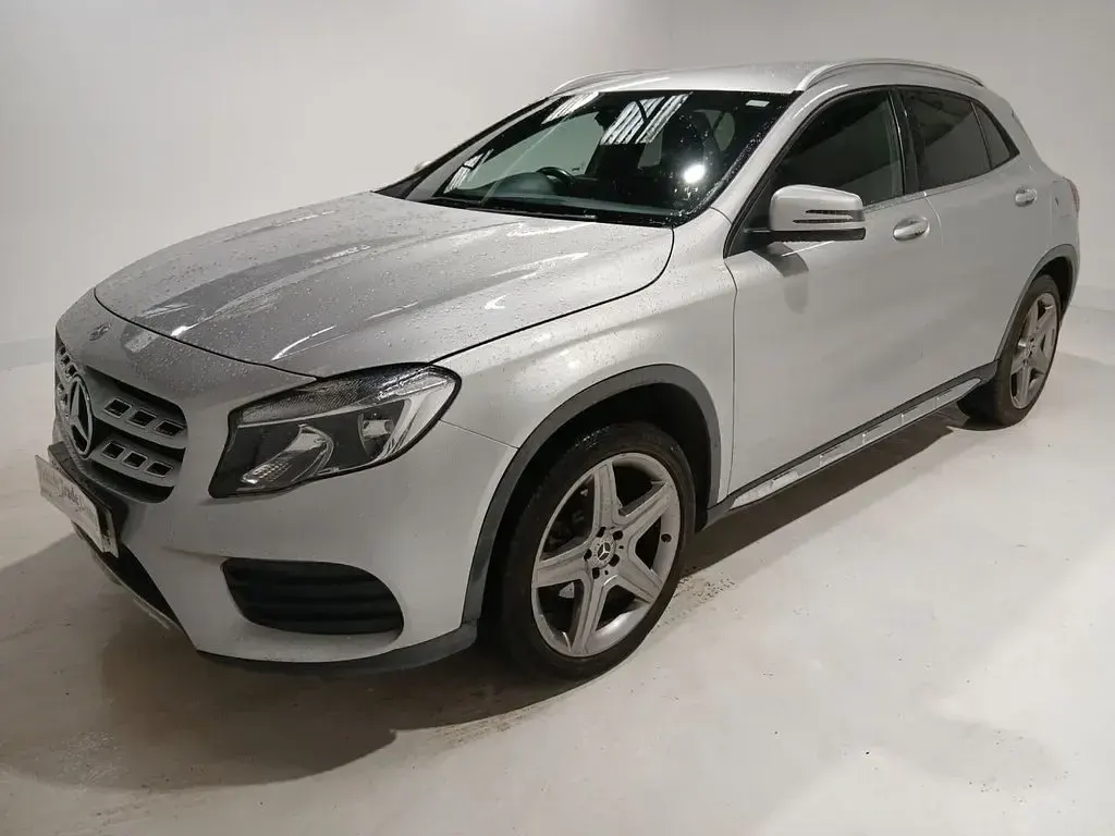 Used Mercedes GLA200 AMG line 136 HP (100 kW) 2017 Silver SUV