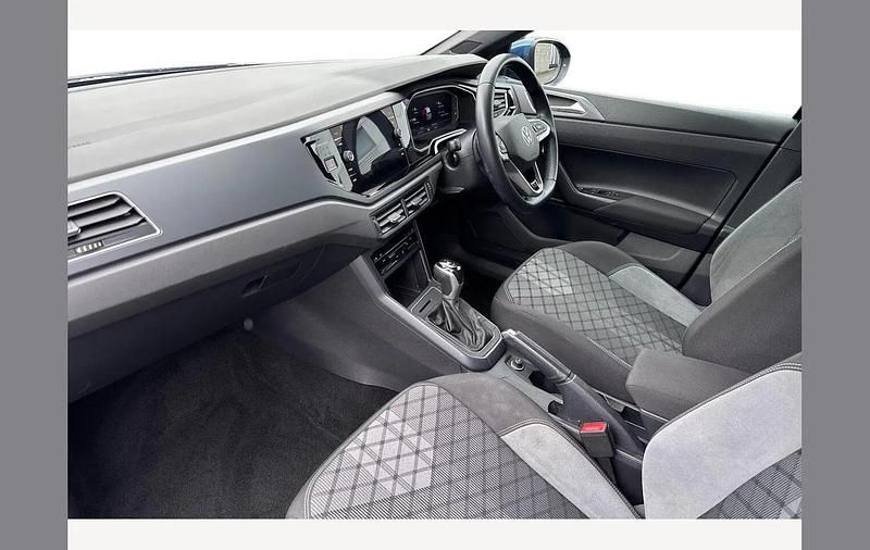 Used VW Taigo R-line 150 HP (110 kW) 2022 Blue SUV