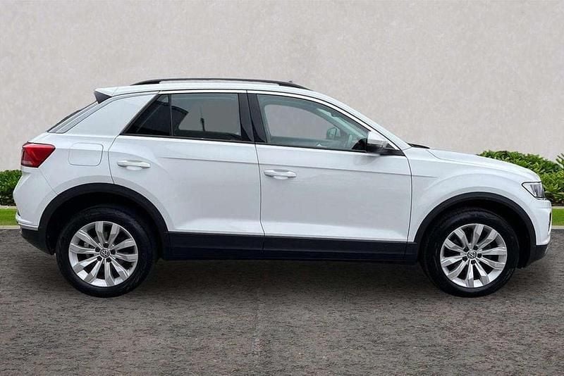 Used VW T-Roc SE 115 HP (84 kW) 2020 White SUV