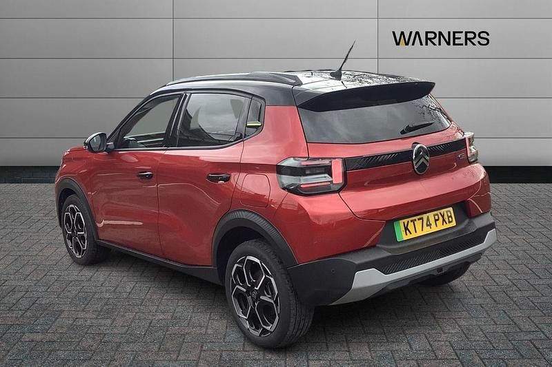 Used Citroën e-C3 81 kW (111 HP) 2025 Red Hatchback