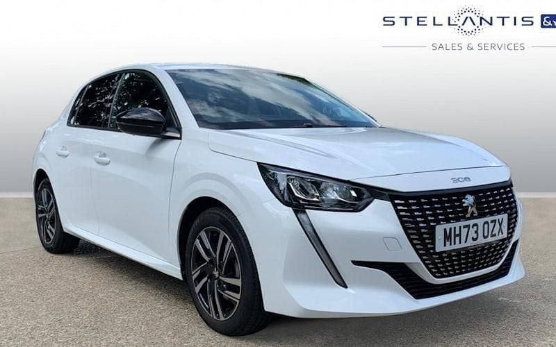 White Used 2023 Peugeot 208 Allure+ Hatchback | £14,970 (Fair price) - Image 1/4