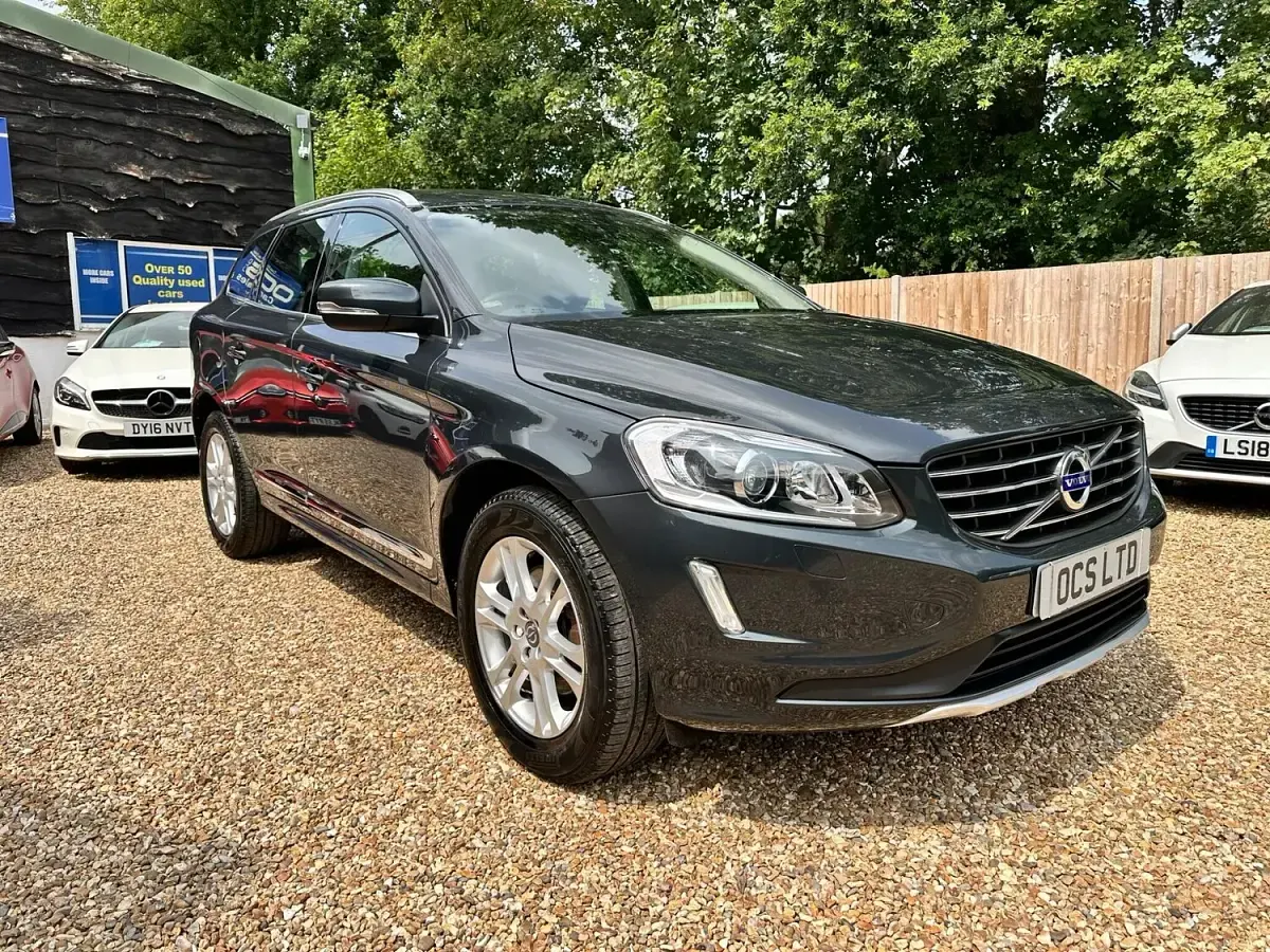 Used Volvo XC60 SE Lux 181 HP (133 kW) 2015 Grey SUV