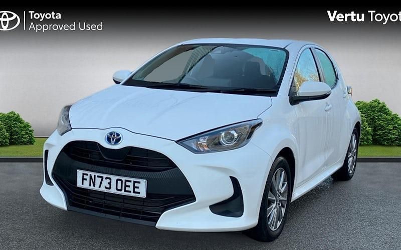 Used Toyota Yaris Hybrid 116 HP (85 kW) 2026 Hatchback