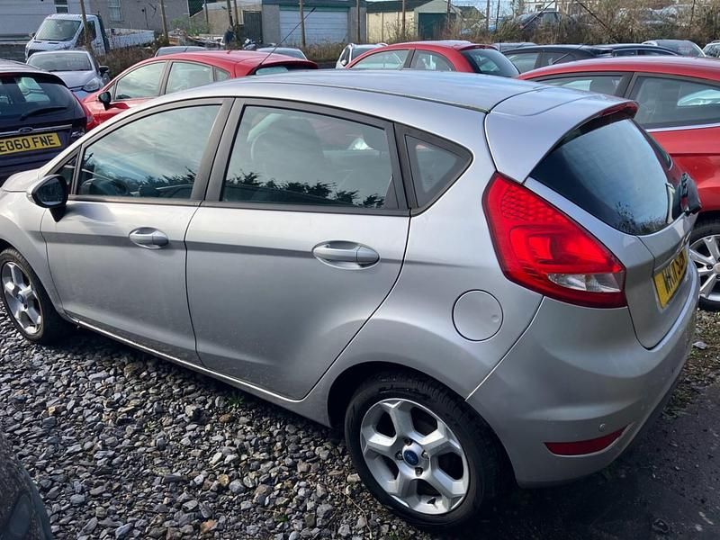 Used Ford Fiesta 2011 Silver Hatchback