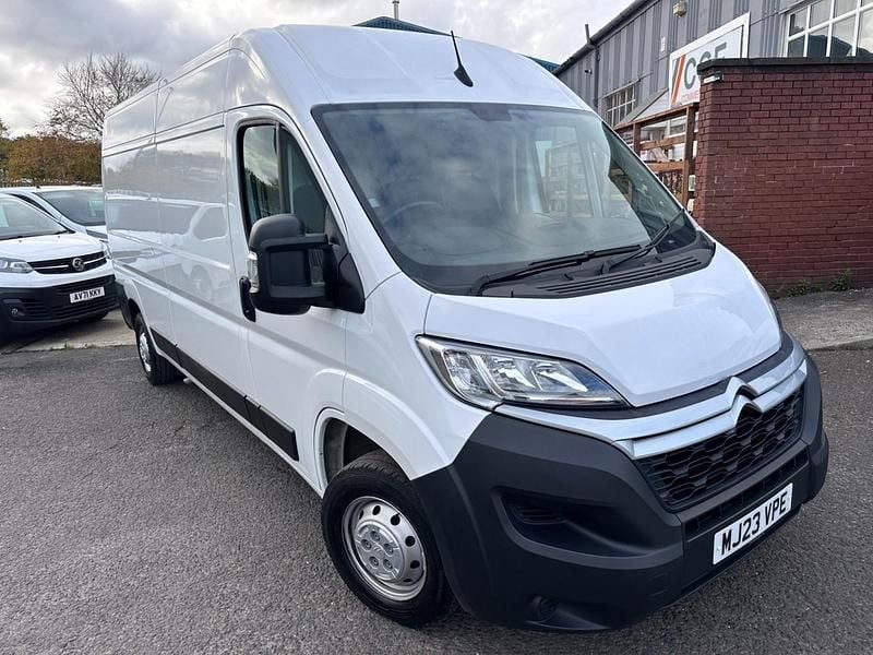 White Used 2023 Citroën Relay Van | £16,390 (Fair price) - Image 1/4