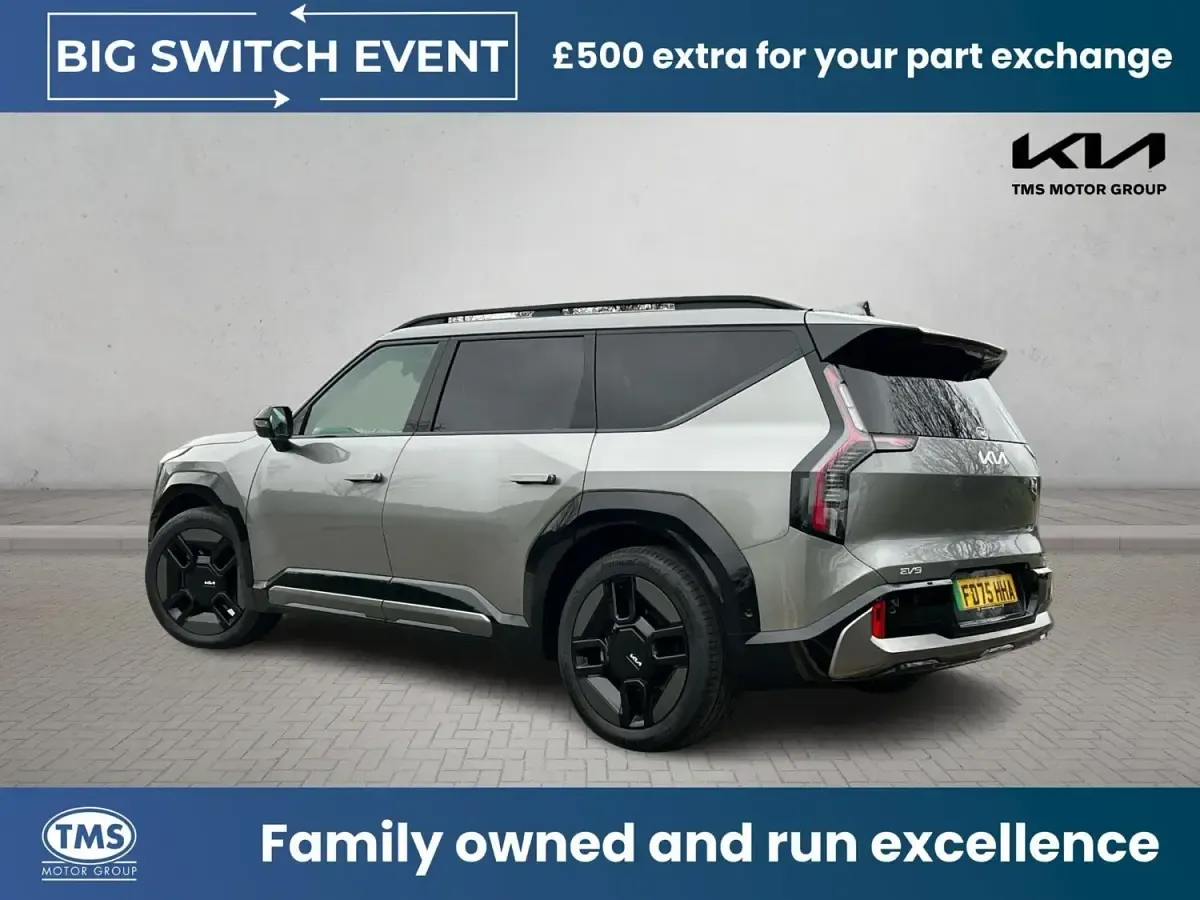 Usado Kia EV9 GT-Line S 281 kW (383 HP) 2025 Cinzento SUV