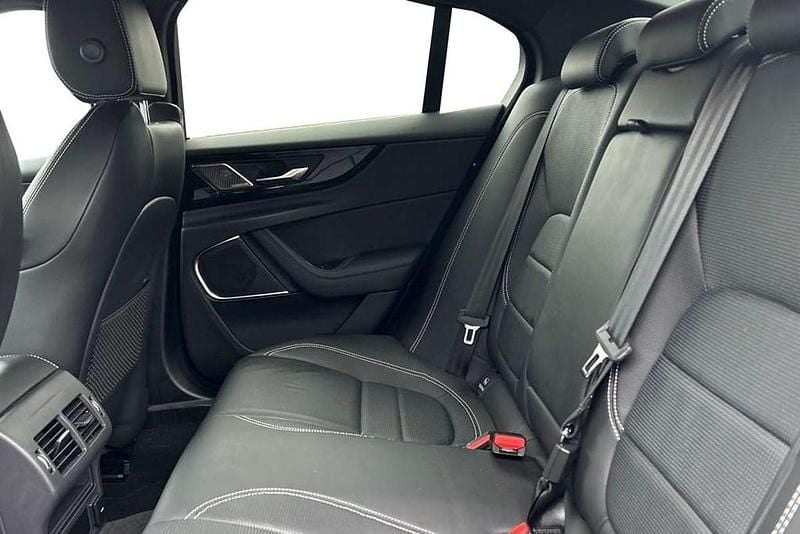 Used Jaguar XE R-Dynamic 200 HP (147 kW) 2020 Blue Sedan