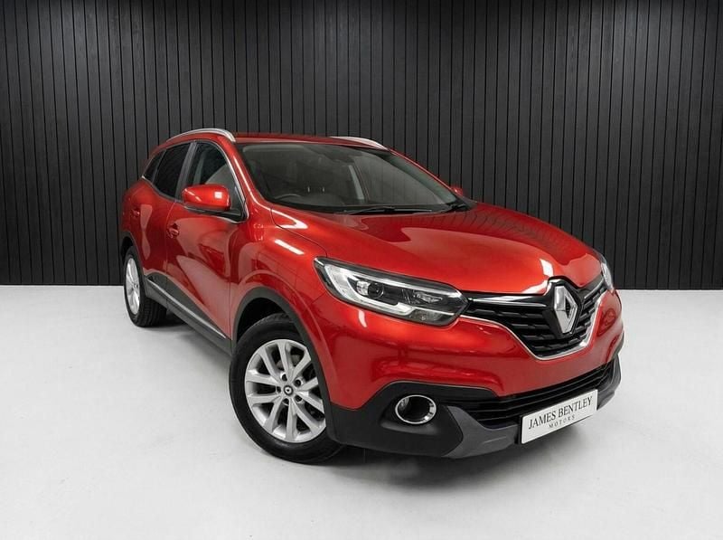 Used Renault Kadjar Dynamique 110 HP (80 kW) 2016 Red SUV