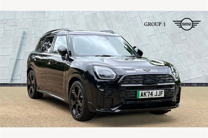 Midnight black ii Used 2024 Mini Countryman Sport SUV | £39,379 (Fair price) - Image 1/4