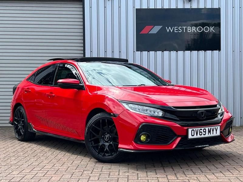 Used Honda Civic Sport Plus 182 HP (133 kW) 2019 Red Hatchback