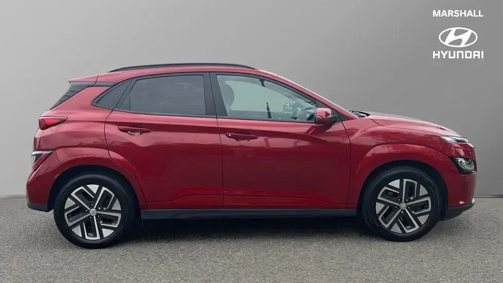 Used Hyundai Kona Premium 150 kW (204 HP) 2022 Red SUV