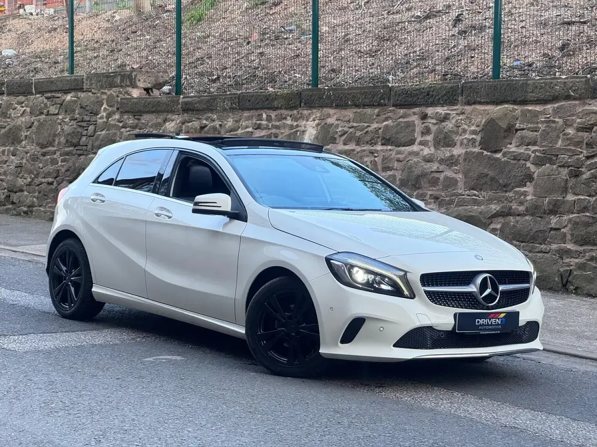 Used Mercedes A180 Premium Plus 2016 White Hatchback
