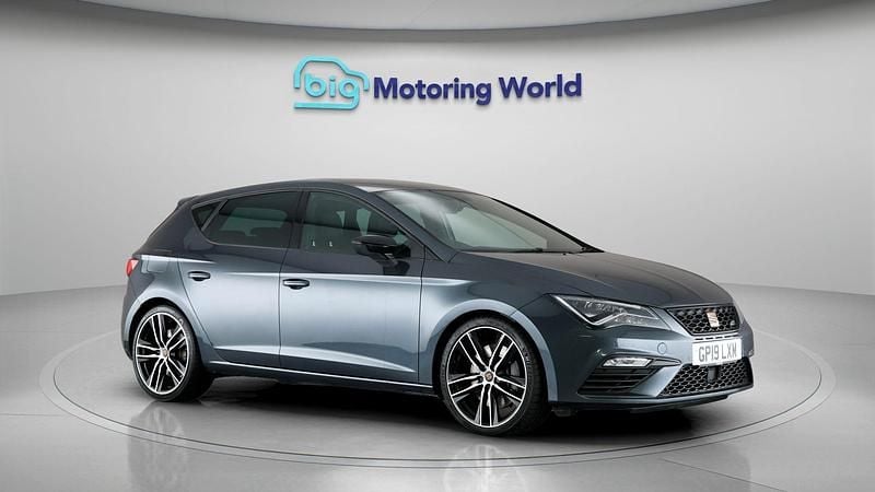 Used 2019 Cupra Leon Hatchback | £16,500 (Good price) - Image 1/4